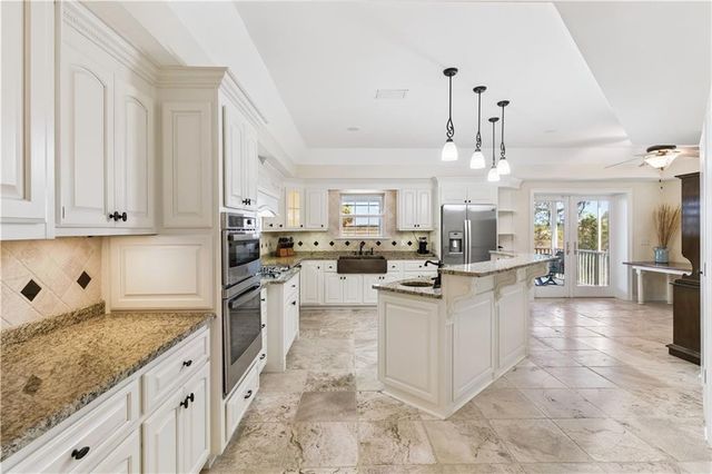 203 Sandpiper Road, Brunswick, GA 31523