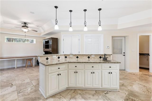 203 Sandpiper Road, Brunswick, GA 31523