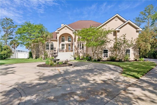 203 Sandpiper Road, Brunswick, GA 31523