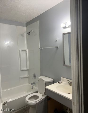 12404 Saywell Avenue 2, Cleveland, OH 44108