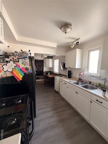 13272 Pullman Street, Southgate, MI 48195