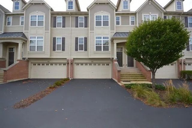 401 N Commerce Street 401, Aurora, IL 60504