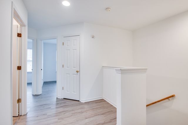 401 N Commerce Street 401, Aurora, IL 60504