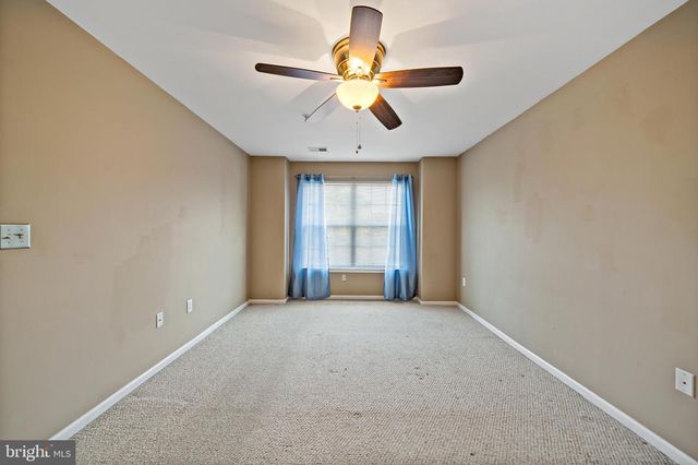 12 HIGHBRIDGE LN, West Deptford, NJ 08086