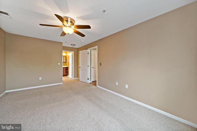 12 HIGHBRIDGE LN, West Deptford, NJ 08086