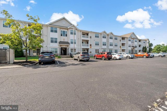 12 HIGHBRIDGE LN, West Deptford, NJ 08086