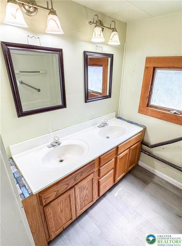 85 James Lane, Towamensing Twp, PA 18235