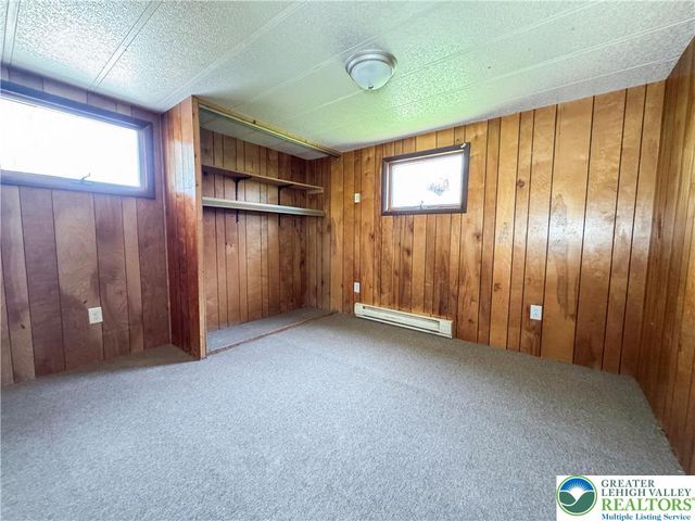 85 James Lane, Towamensing Twp, PA 18235