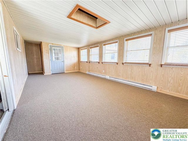 85 James Lane, Towamensing Twp, PA 18235