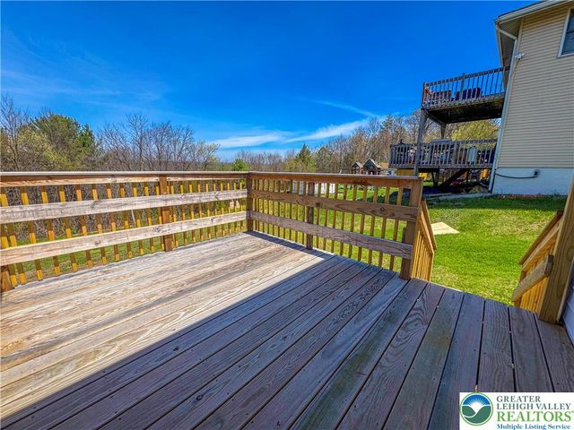 85 James Lane, Towamensing Twp, PA 18235