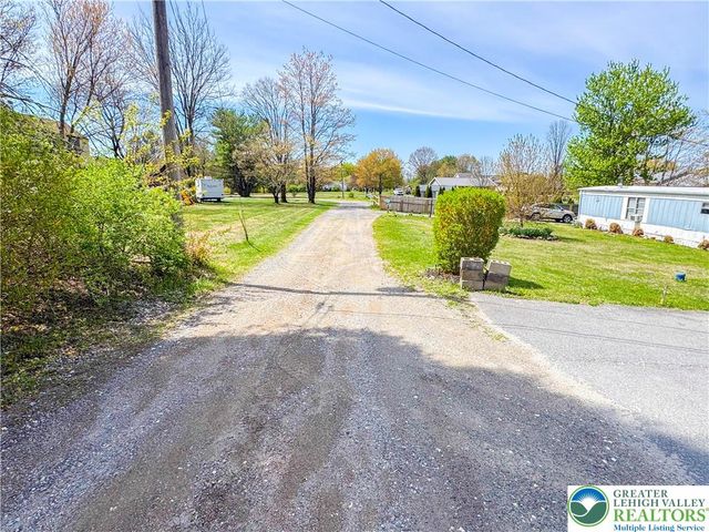 85 James Lane, Towamensing Twp, PA 18235