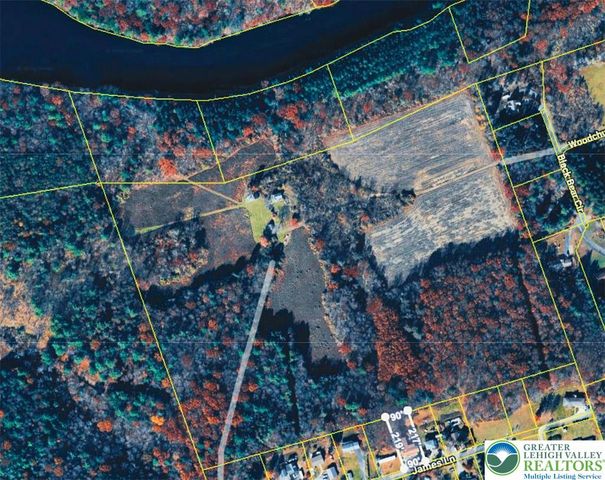 85 James Lane, Towamensing Twp, PA 18235