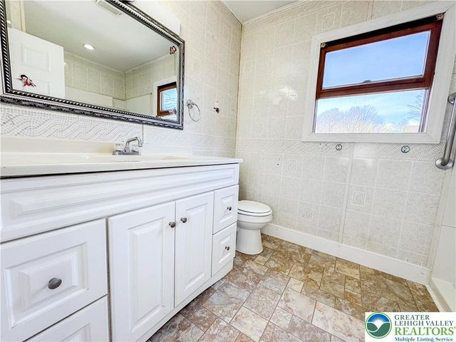 85 James Lane, Towamensing Twp, PA 18235
