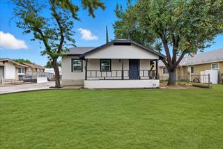 2842 B Street, Selma, CA 93662