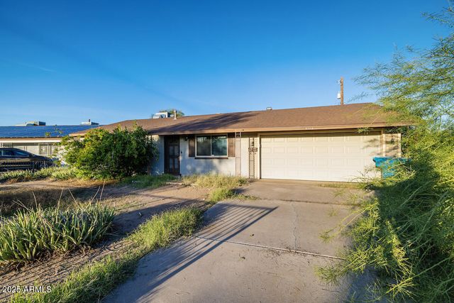 3714 W Echo Lane, Phoenix, AZ 85051