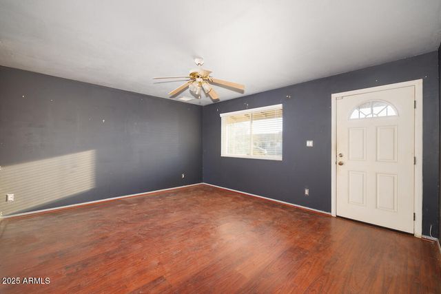 3714 W Echo Lane, Phoenix, AZ 85051