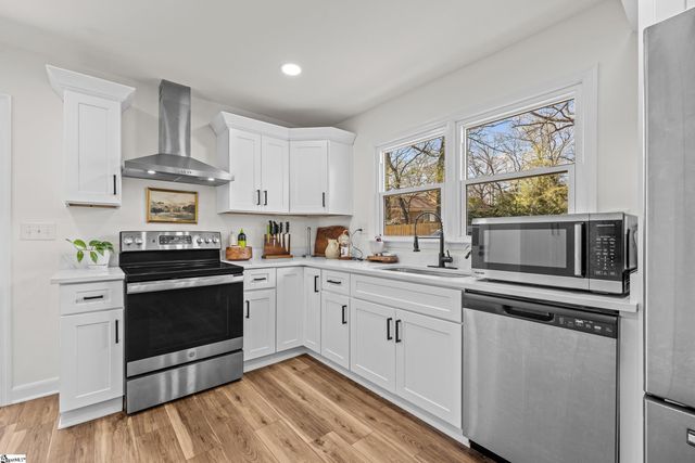 3507 Edwards Road, Taylors, SC 29687