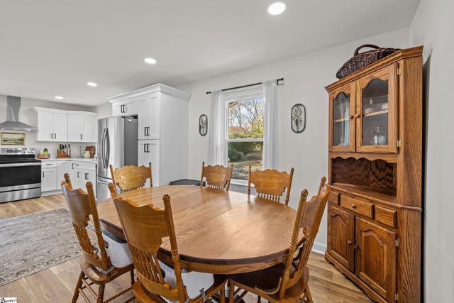 3507 Edwards Road, Taylors, SC 29687