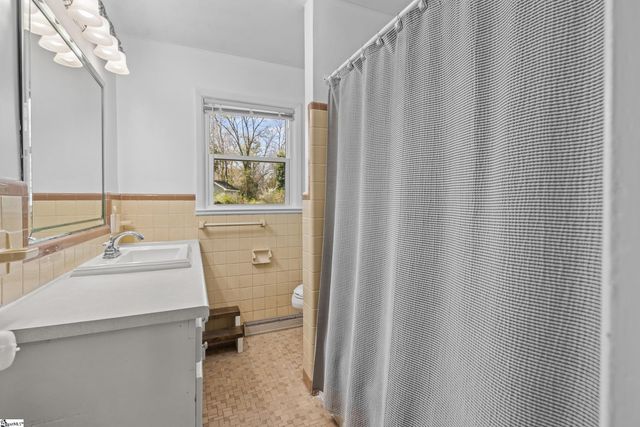 3507 Edwards Road, Taylors, SC 29687