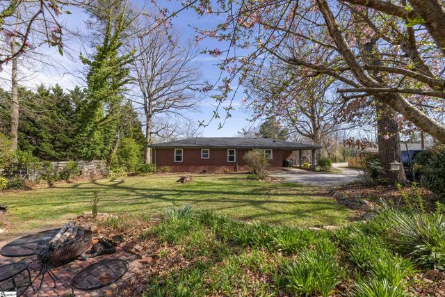 3507 Edwards Road, Taylors, SC 29687