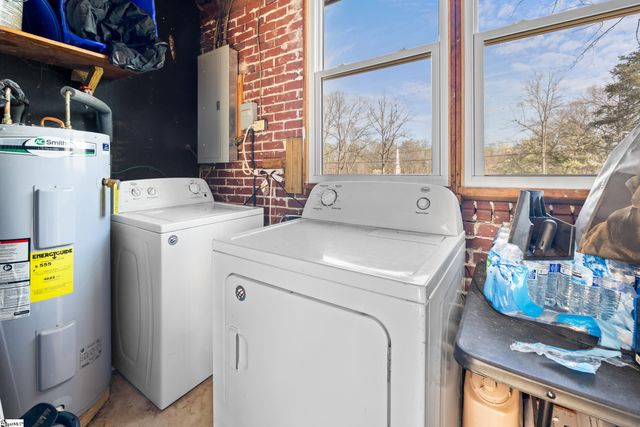 3507 Edwards Road, Taylors, SC 29687