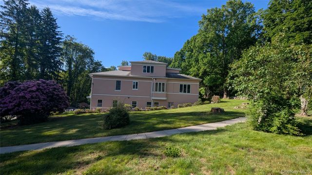 11 Dyckman Drive, Mohegan Lake, NY 10547