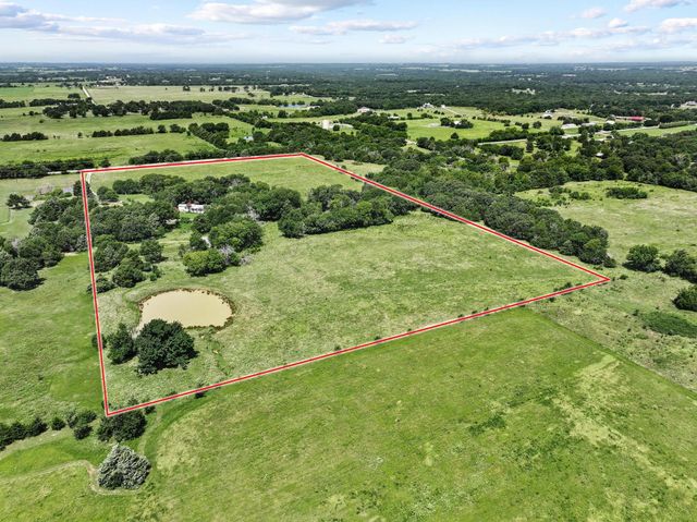 2496 Greer Road, Sadler, TX 76264