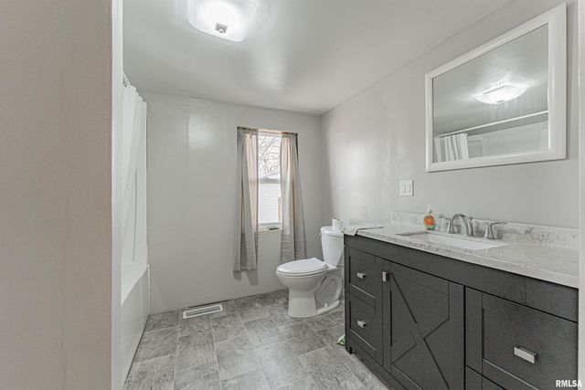 108 S CHURCH Street, Green Valley, IL 61534