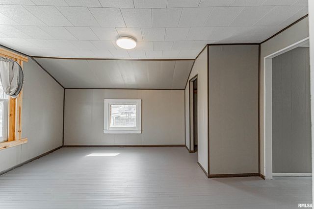 108 S CHURCH Street, Green Valley, IL 61534