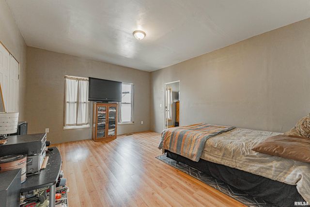 108 S CHURCH Street, Green Valley, IL 61534