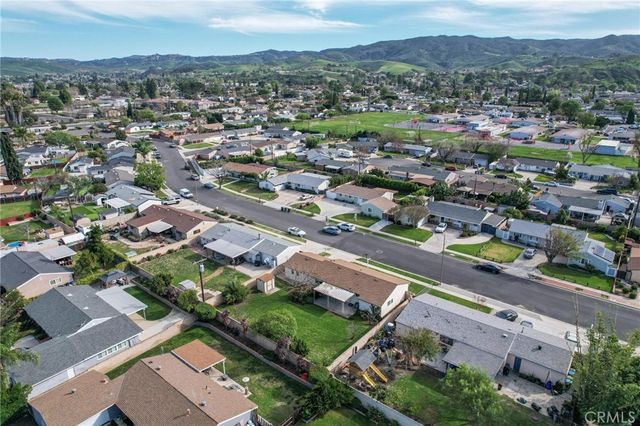 1763 Kearney, Simi Valley, CA 93065