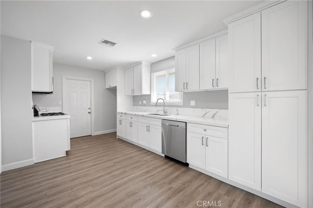 1763 Kearney, Simi Valley, CA 93065