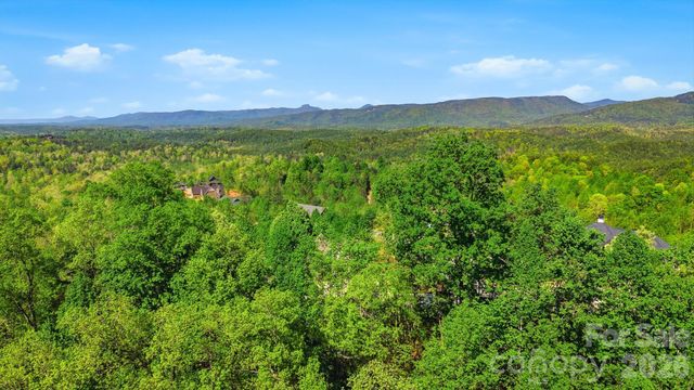 1029 River Club Ridge 1029, Lenoir, NC 28645