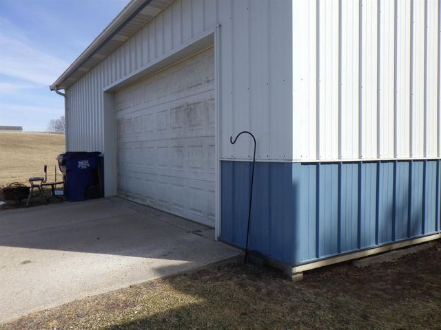 735 KOHLSCHMIDT, Marion, WI 54950