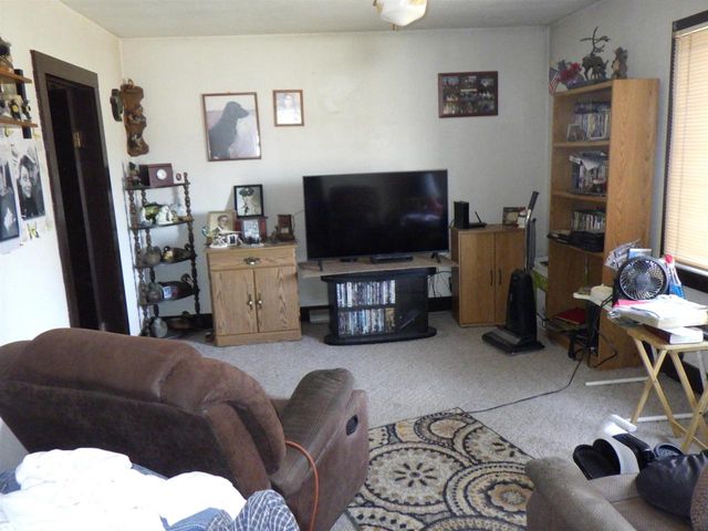 735 KOHLSCHMIDT, Marion, WI 54950