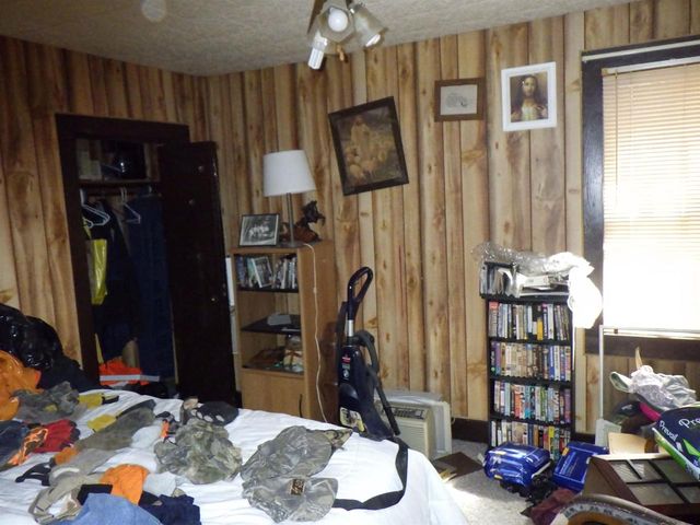 735 KOHLSCHMIDT, Marion, WI 54950