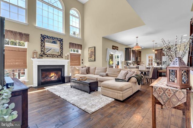 8213 WHITEBARK LN, Severn, MD 21144