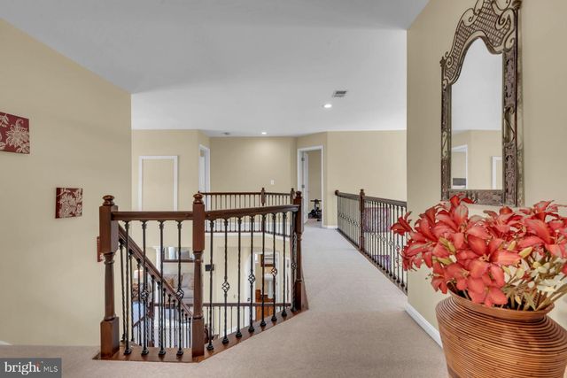 8213 WHITEBARK LN, Severn, MD 21144