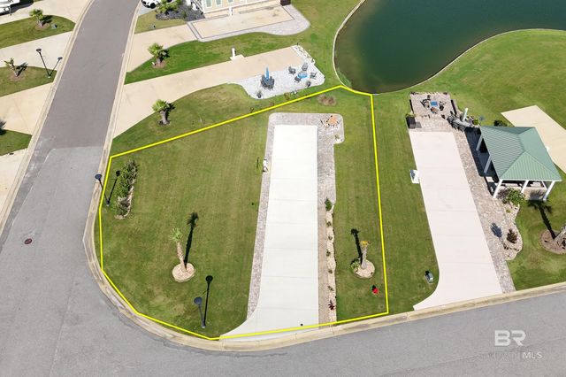 28250 Migratory Way, Elberta, AL 36530