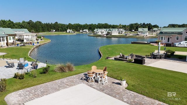 28250 Migratory Way, Elberta, AL 36530