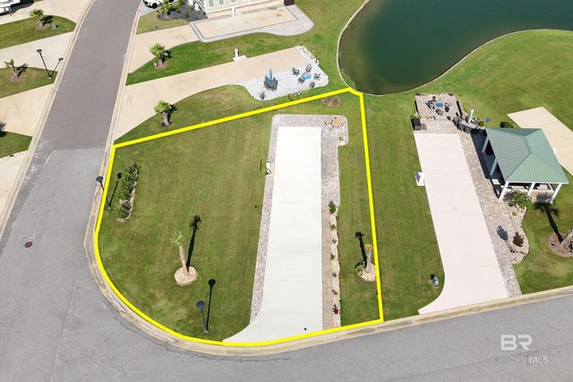 28250 Migratory Way, Elberta, AL 36530