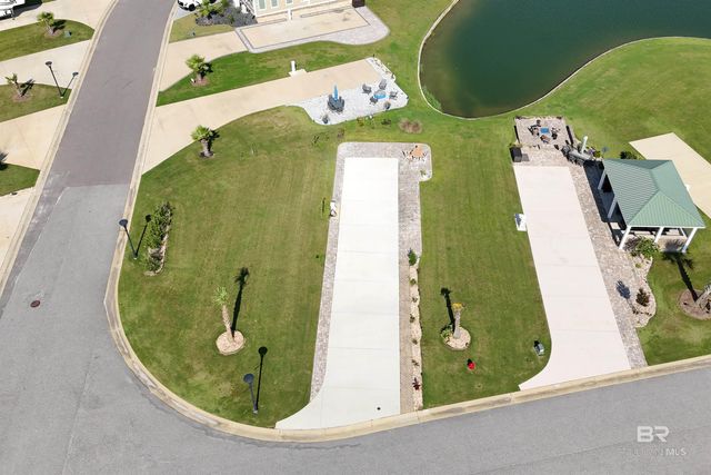 28250 Migratory Way, Elberta, AL 36530