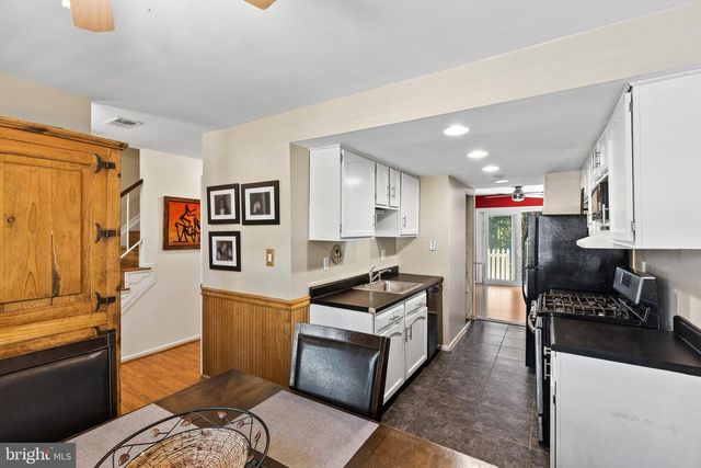 5765 YELLOWROSE CT, Columbia, MD 21045
