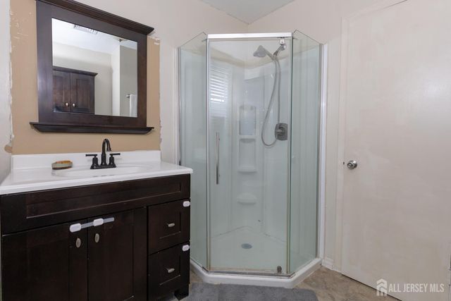 24 Higgins Road, Old Bridge, NJ 08857