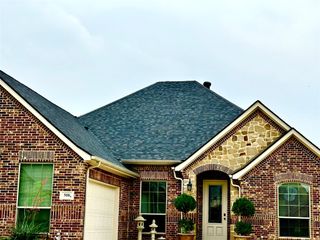 508 Sky View Court, Burleson, TX 76028