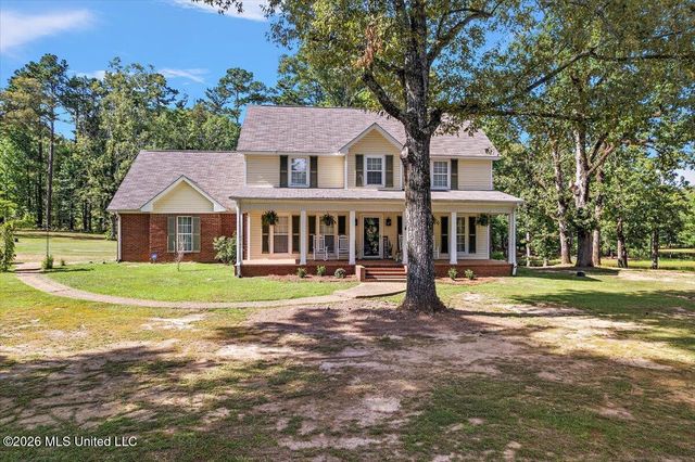 402 Springwood Circle, Terry, MS 39170