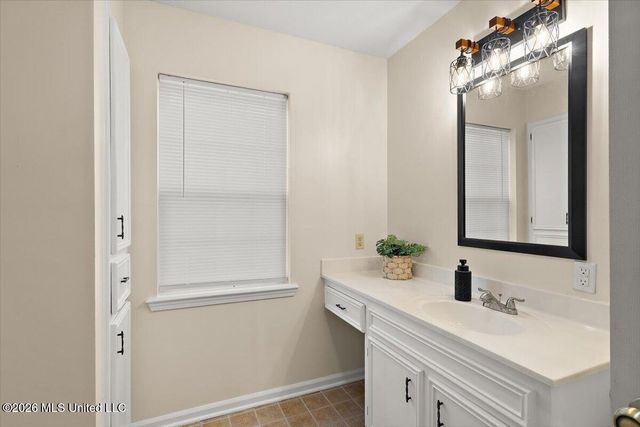 402 Springwood Circle, Terry, MS 39170