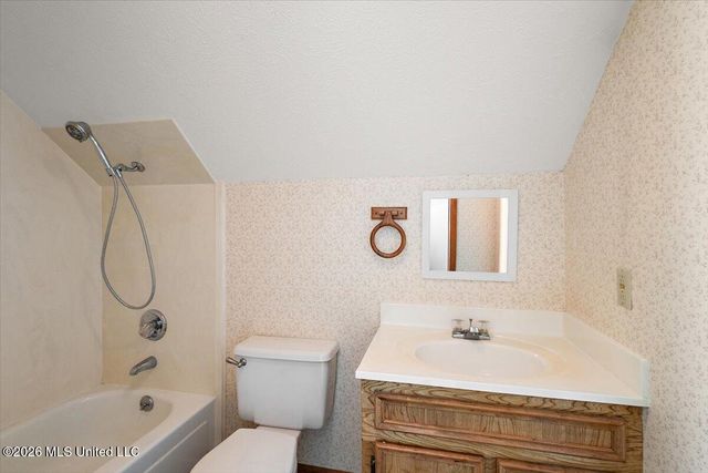 402 Springwood Circle, Terry, MS 39170