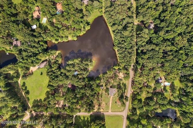 402 Springwood Circle, Terry, MS 39170