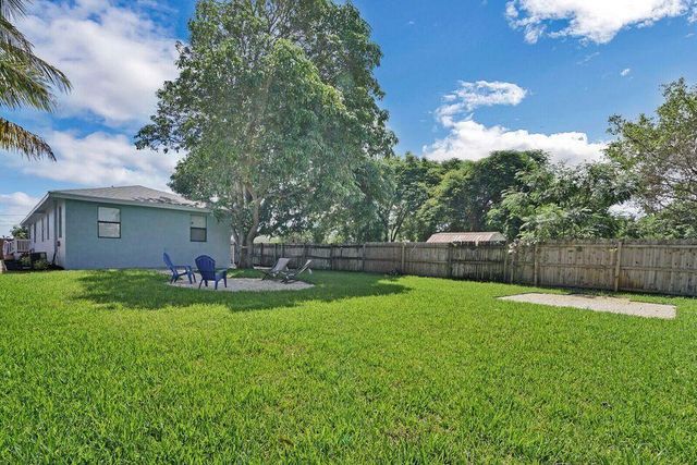 610 SE 2nd Avenue A, Delray Beach, FL 33483